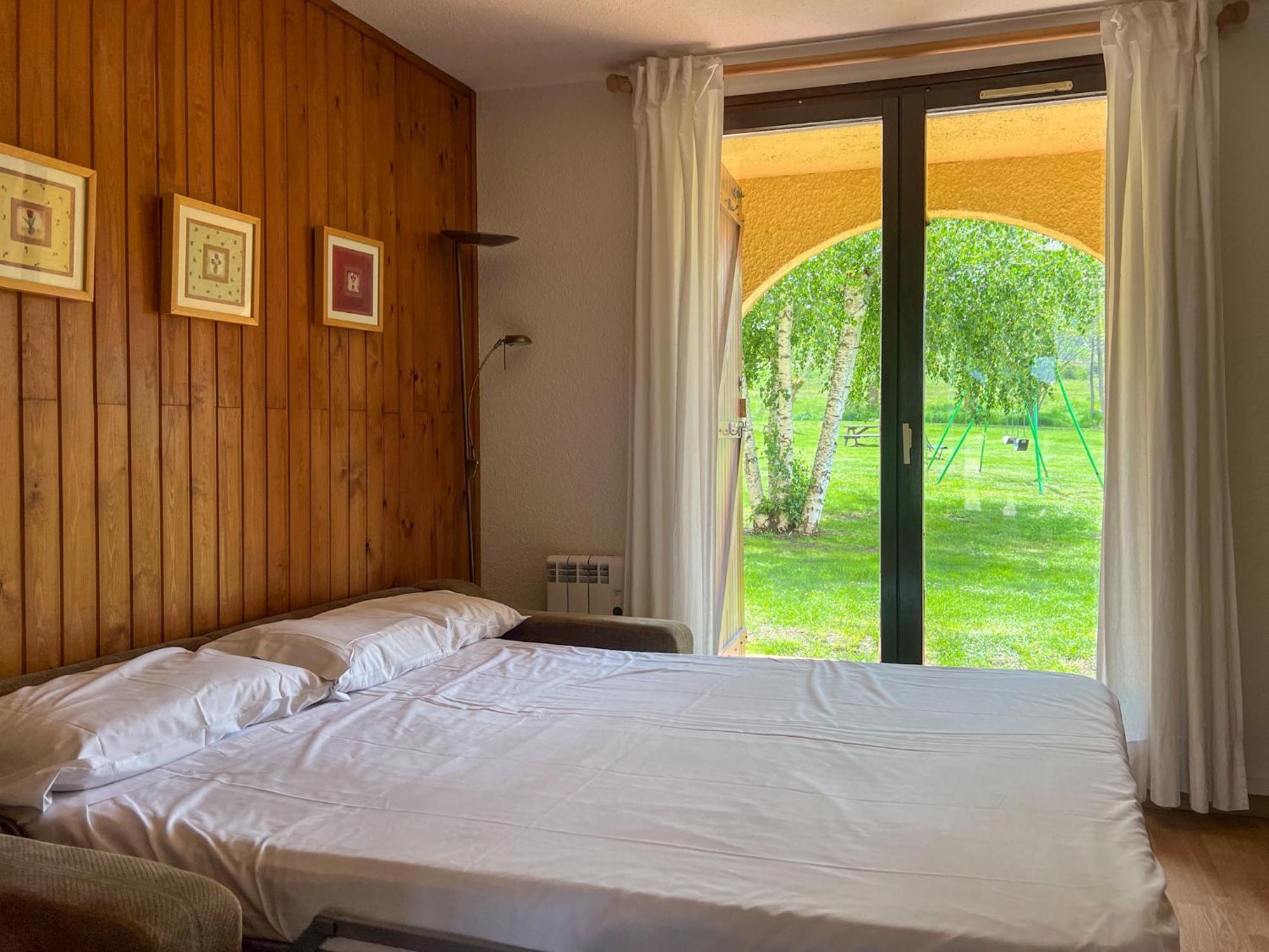 Val De Llous II 39 Apartment Sainte-Leocadie Luaran gambar
